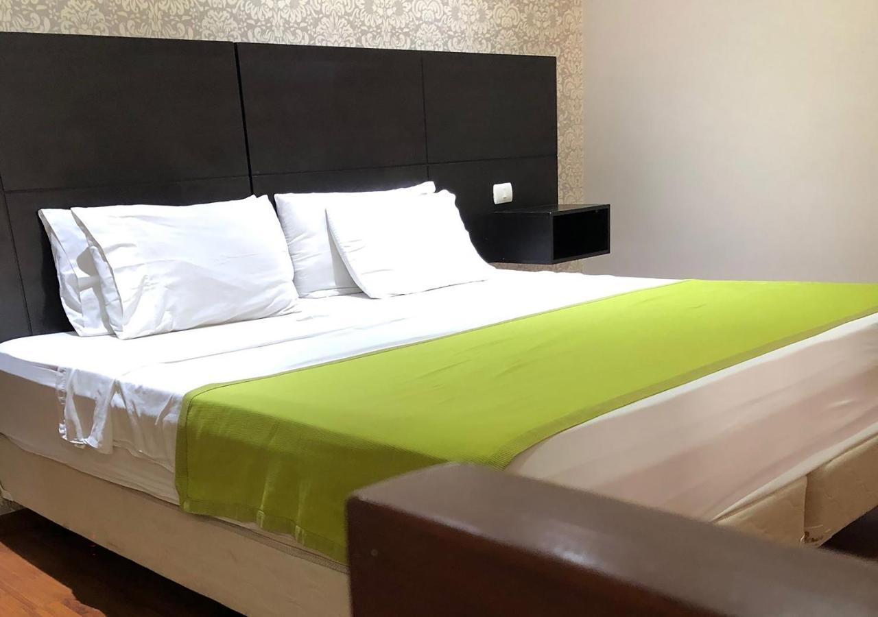 Apartterrazas Guayaquil -Suites&Lofts- エクステリア 写真