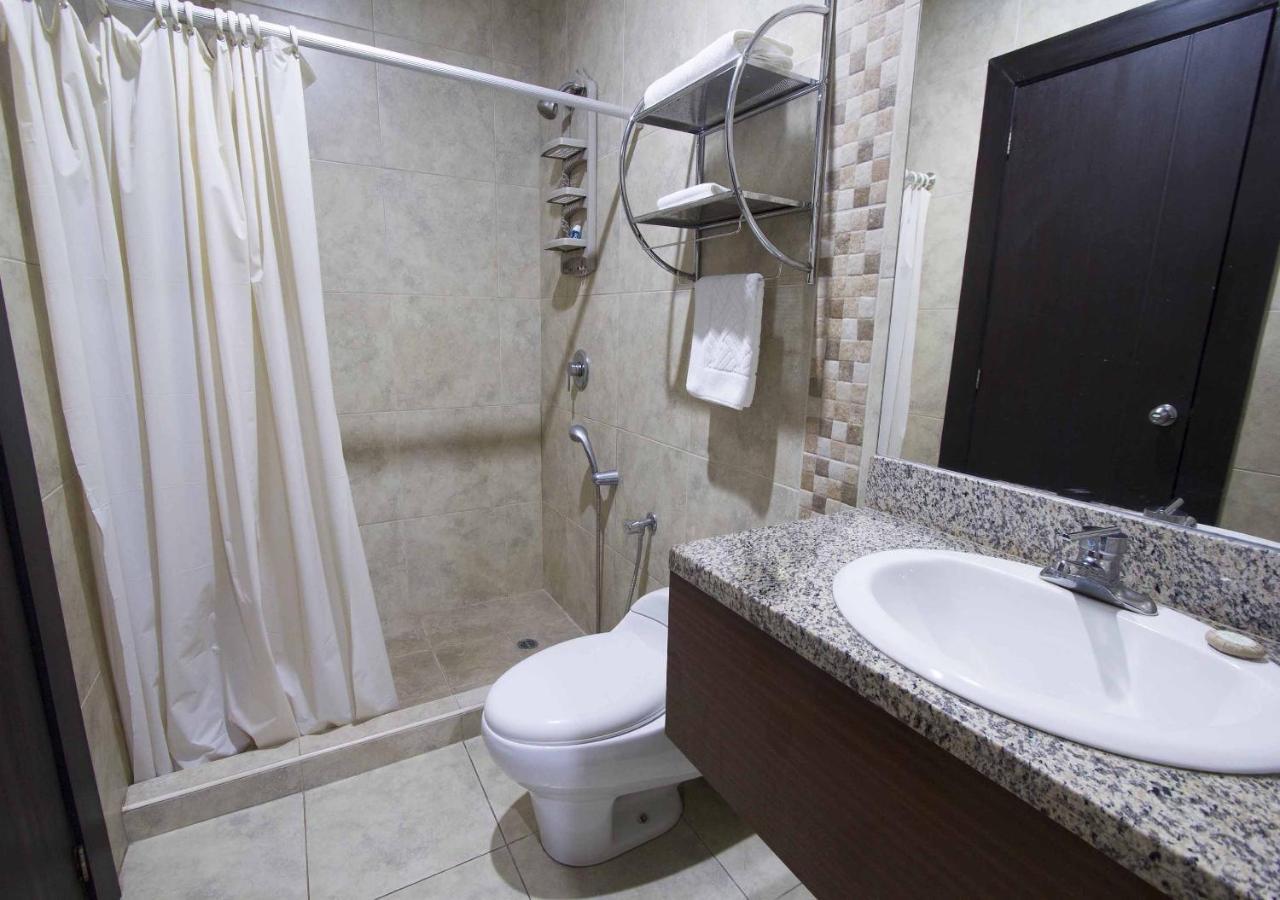 Apartterrazas Guayaquil -Suites&Lofts- エクステリア 写真